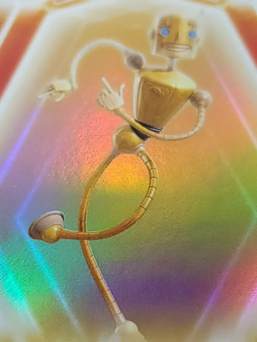 Carl The Robot Topps 2026 Disney Neon Gold Holo Parallel Limited 38/50 - Picture 3 of 4